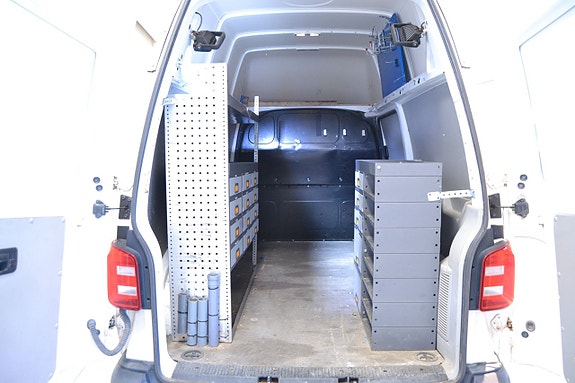 Volkswagen Transporter 7 of 14