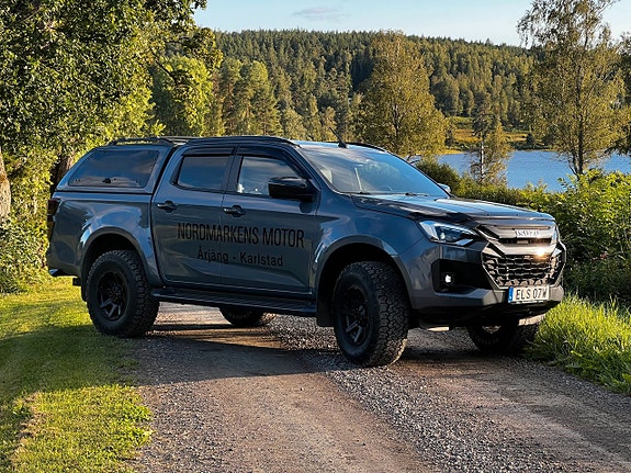Isuzu D-max