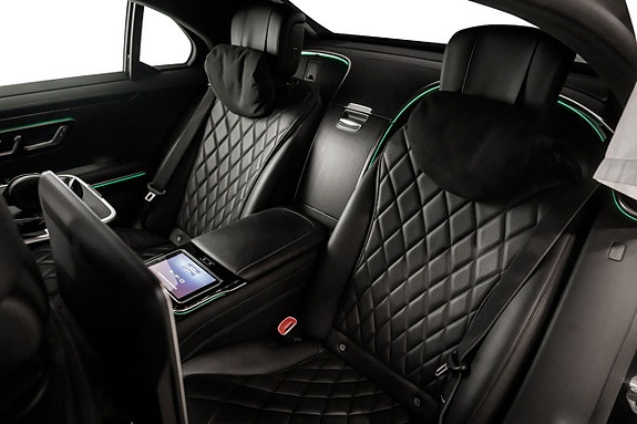Mercedes-Benz S400 26 of 27