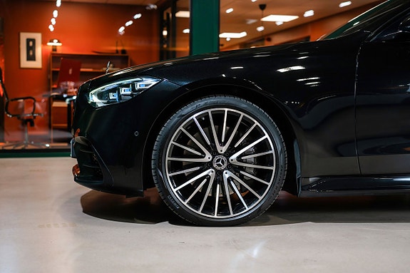 Mercedes-Benz S400 5 of 27