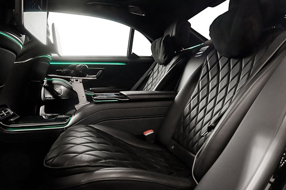 Mercedes-Benz S400 25 of 27