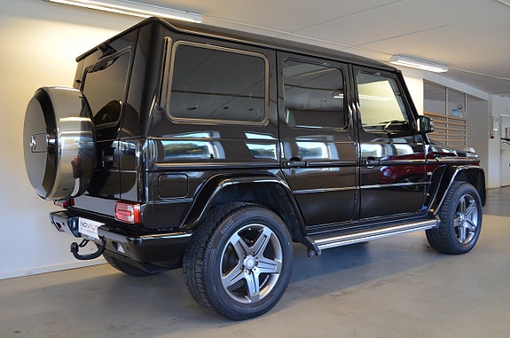Mercedes-Benz G500 30 of 30
