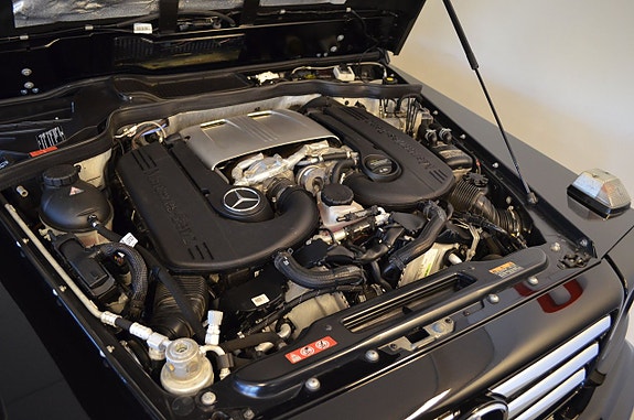 Mercedes-Benz G500 27 of 30