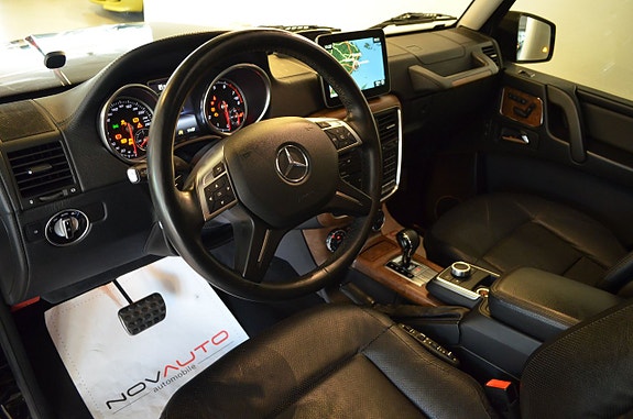 Mercedes-Benz G500 11 of 30