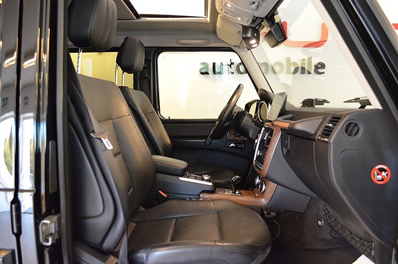 Mercedes-Benz G500 24 of 30