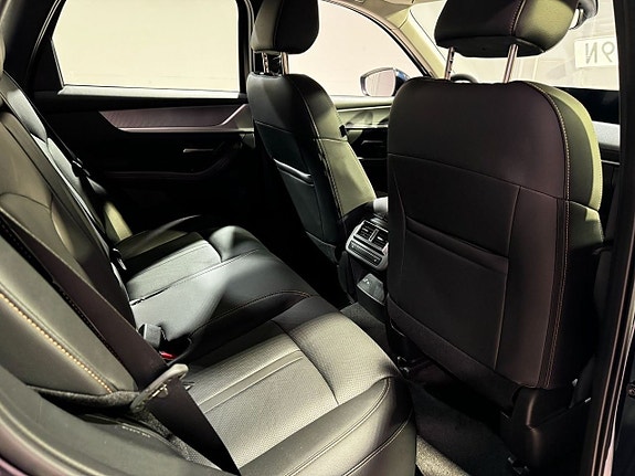 Mazda CX-60 7 of 18