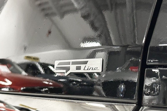 Kia EV6 7 of 23