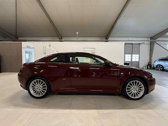 Alfa Romeo GT 4 of 20
