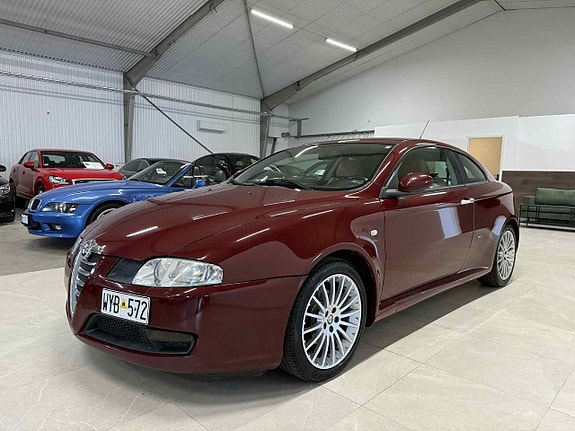 Alfa Romeo GT 3 of 20
