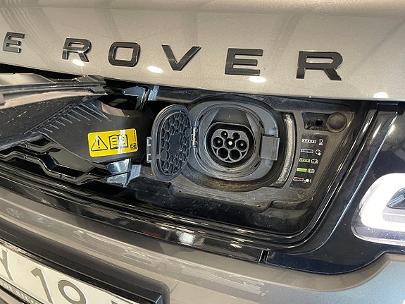 Land Rover Range Rover Sport 29 of 30