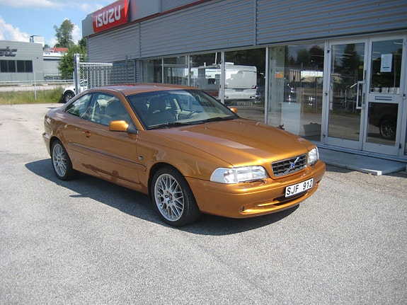 Volvo C70 4 of 5