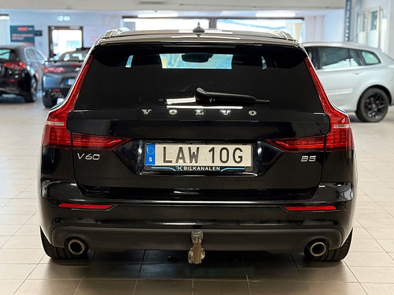 Volvo V60 4 of 21