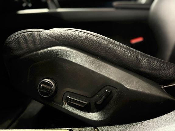 Volvo V60 11 of 21