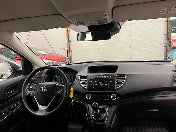 Honda CR-V 12 of 15