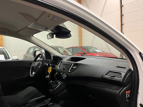 Honda CR-V 10 of 15