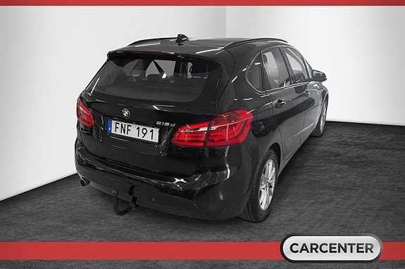 BMW 216d 5 of 5