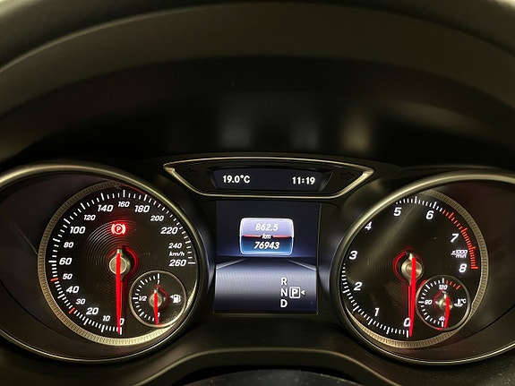 Mercedes-Benz CLA200 12 of 15