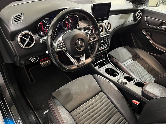 Mercedes-Benz CLA200 9 of 15