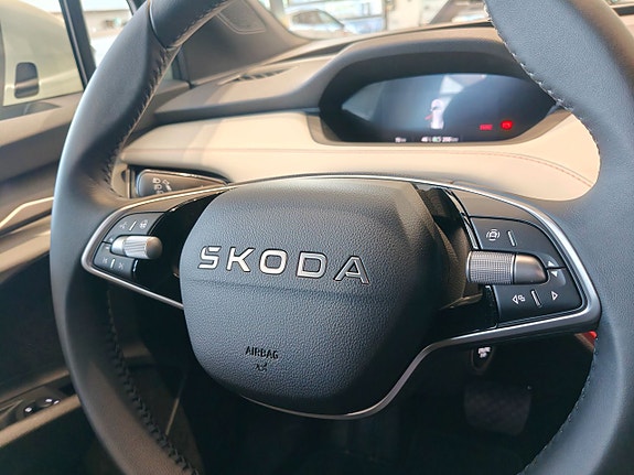 Skoda Elroq 9 of 12