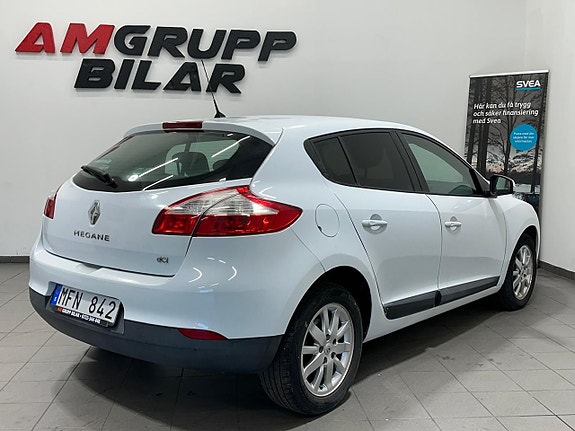 Renault Megane 9 of 11