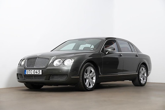 Bentley Continental Flying Spur 25 of 27