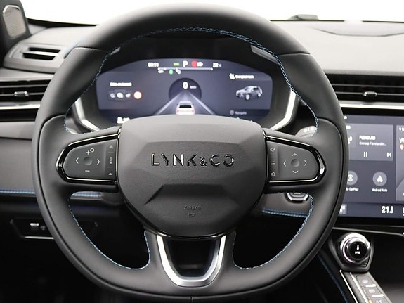 Lynk & Co 01 11 of 30