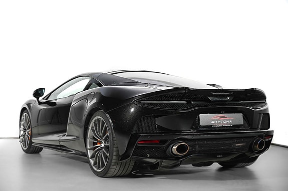 McLaren GT 3 of 5