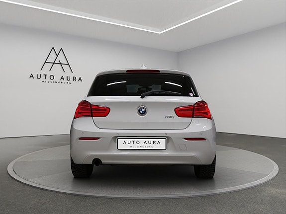 BMW 118i 5 of 16