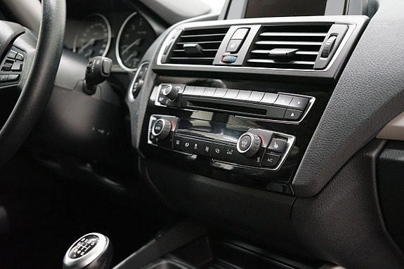 BMW 118i 16 of 16