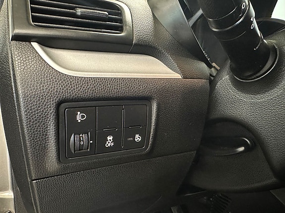 Kia Picanto 10 of 14