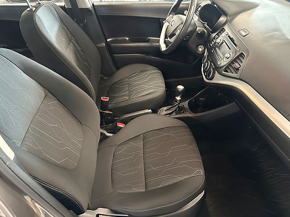 Kia Picanto 8 of 14