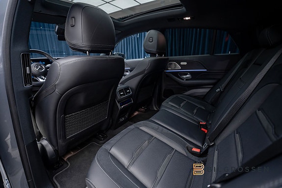 Mercedes-Benz GLE53 20 of 25