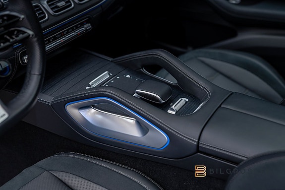 Mercedes-Benz GLE53 18 of 25