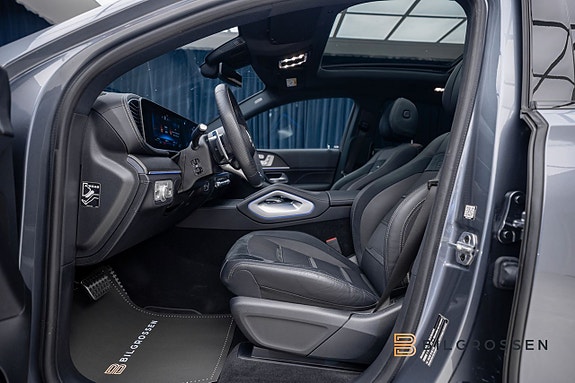 Mercedes-Benz GLE53 15 of 25