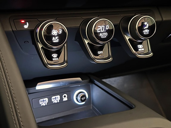 Audi R8 17 of 25