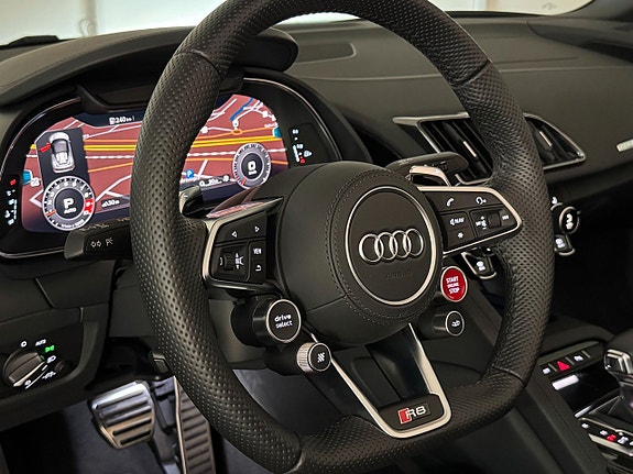 Audi R8 14 of 25