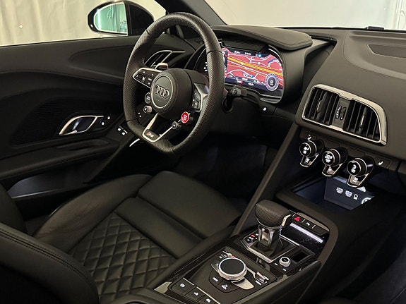 Audi R8 22 of 25