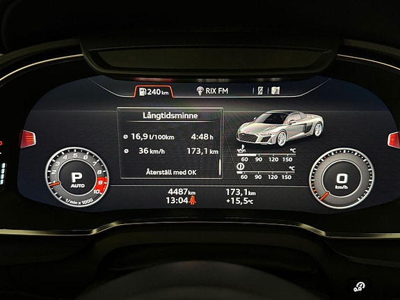Audi R8 21 of 25
