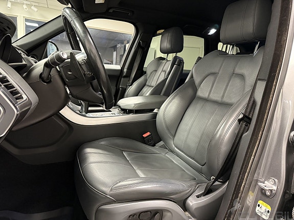 Land Rover Range Rover Sport 8 of 25