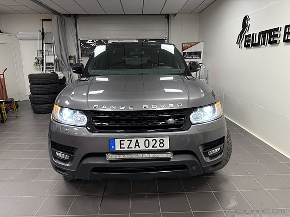 Land Rover Range Rover Sport 5 of 5