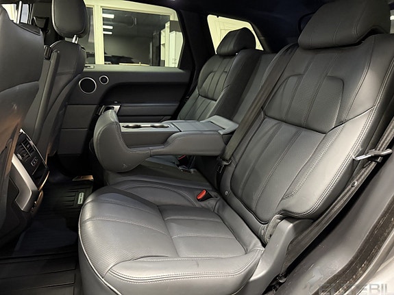 Land Rover Range Rover Sport 10 of 25