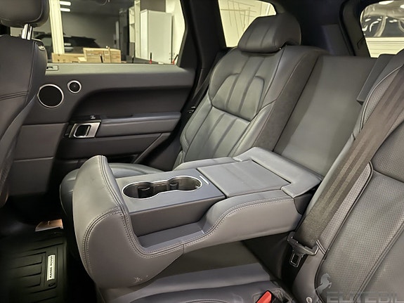 Land Rover Range Rover Sport 11 of 25