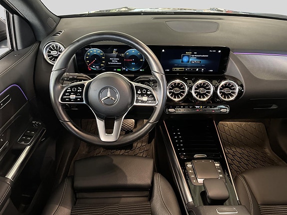 Mercedes-Benz EQA300 4 of 5