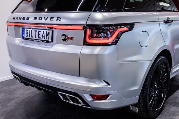 Land Rover Range Rover Sport 12 of 27