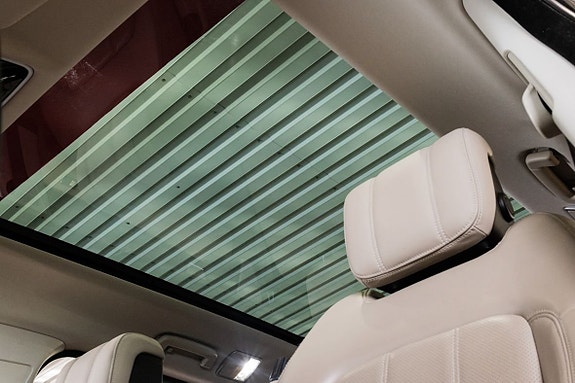 Land Rover Range Rover Sport 18 of 27