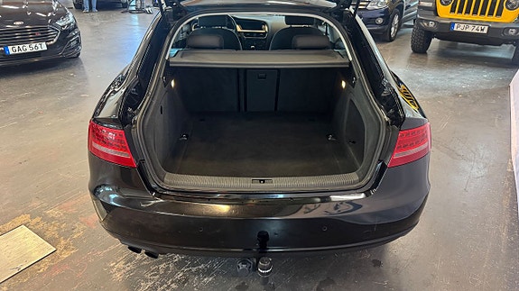 Audi A5 7 of 18