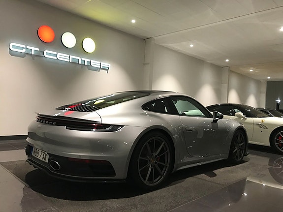 Porsche 911 Carrera S 5 of 5