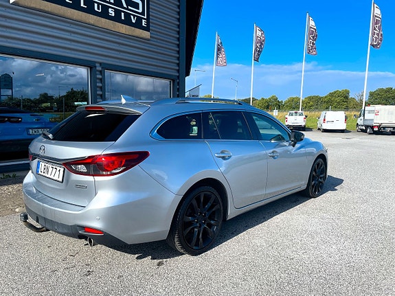 Mazda 6 3 of 5