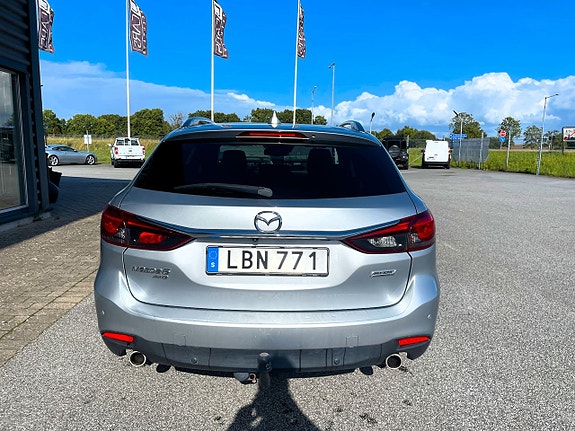 Mazda 6 4 of 5
