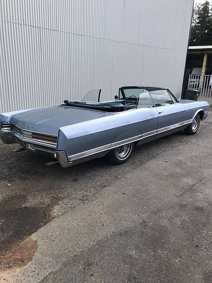 Buick Electra 225